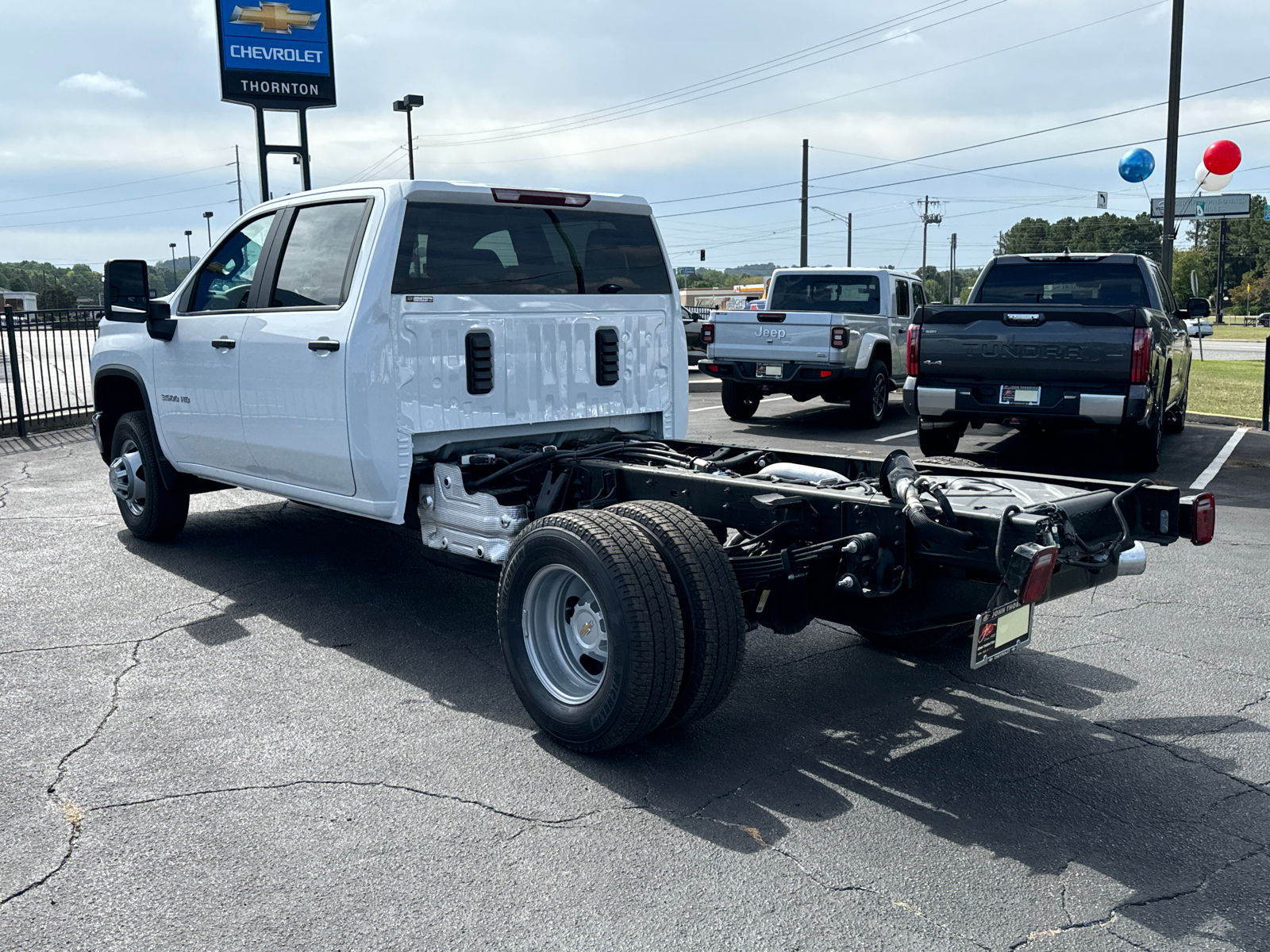 2025 Chevrolet Silverado 3500HD Work Truck 8