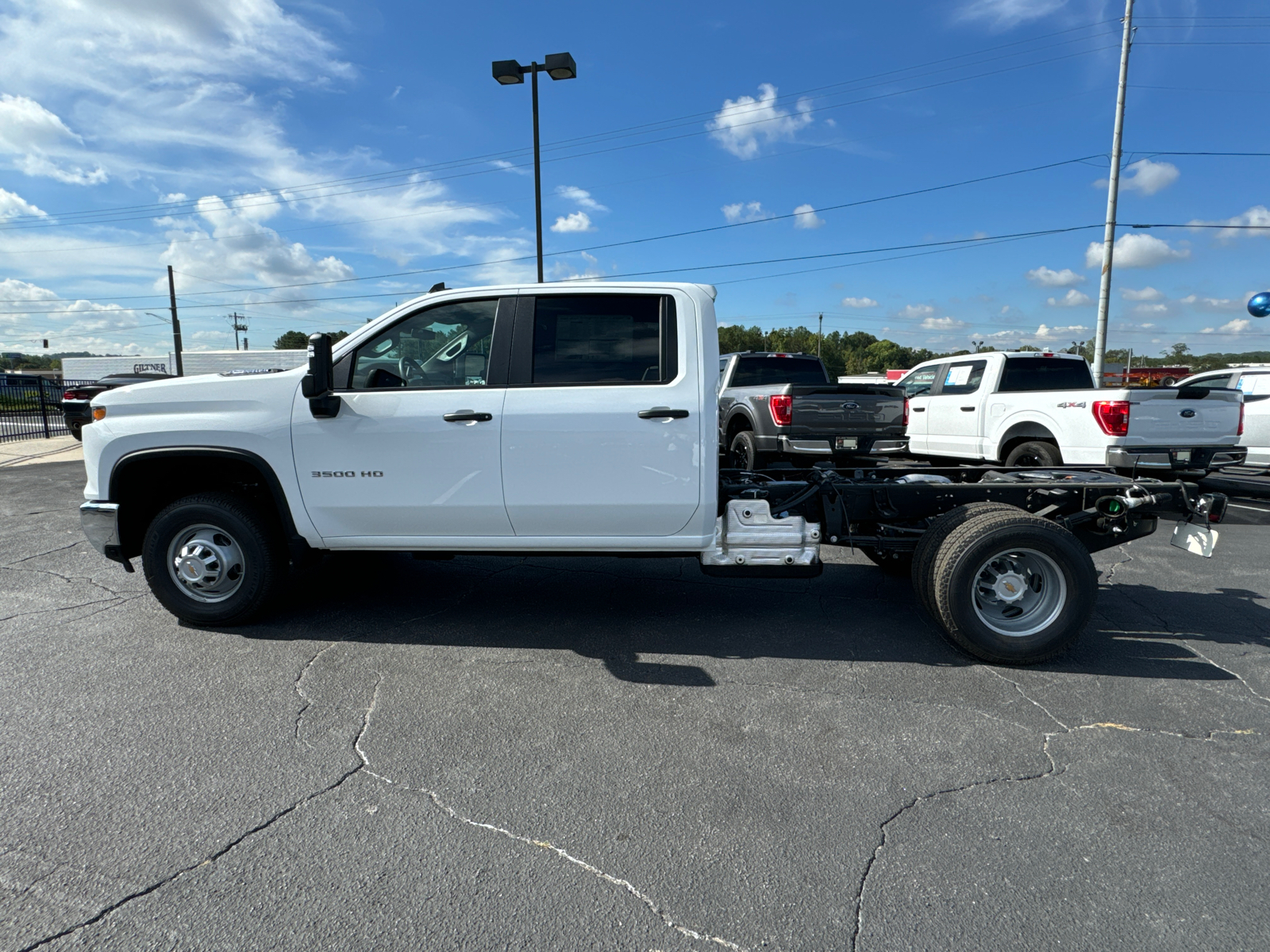 2025 Chevrolet Silverado 3500HD Work Truck 9