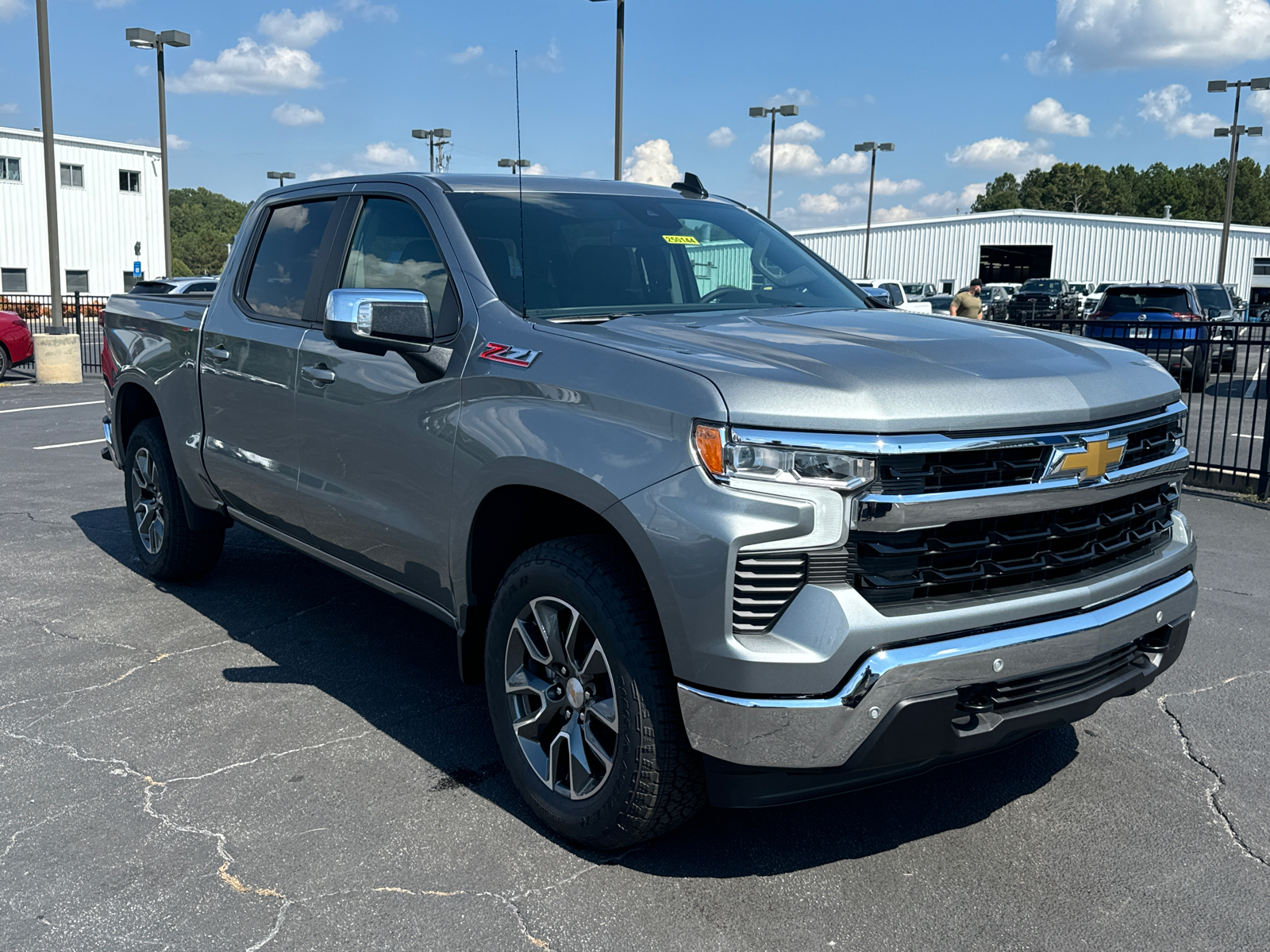 2025 Chevrolet Silverado 1500 LT 4