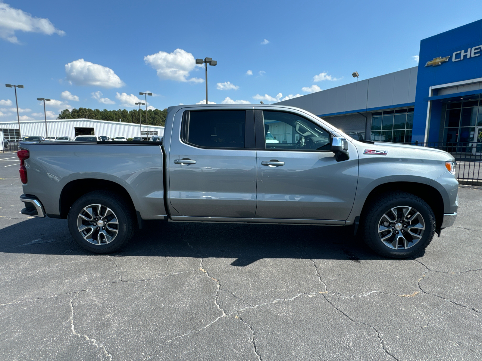 2025 Chevrolet Silverado 1500 LT 5