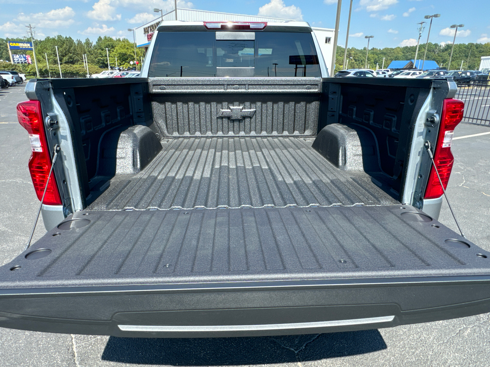 2025 Chevrolet Silverado 1500 LT 20