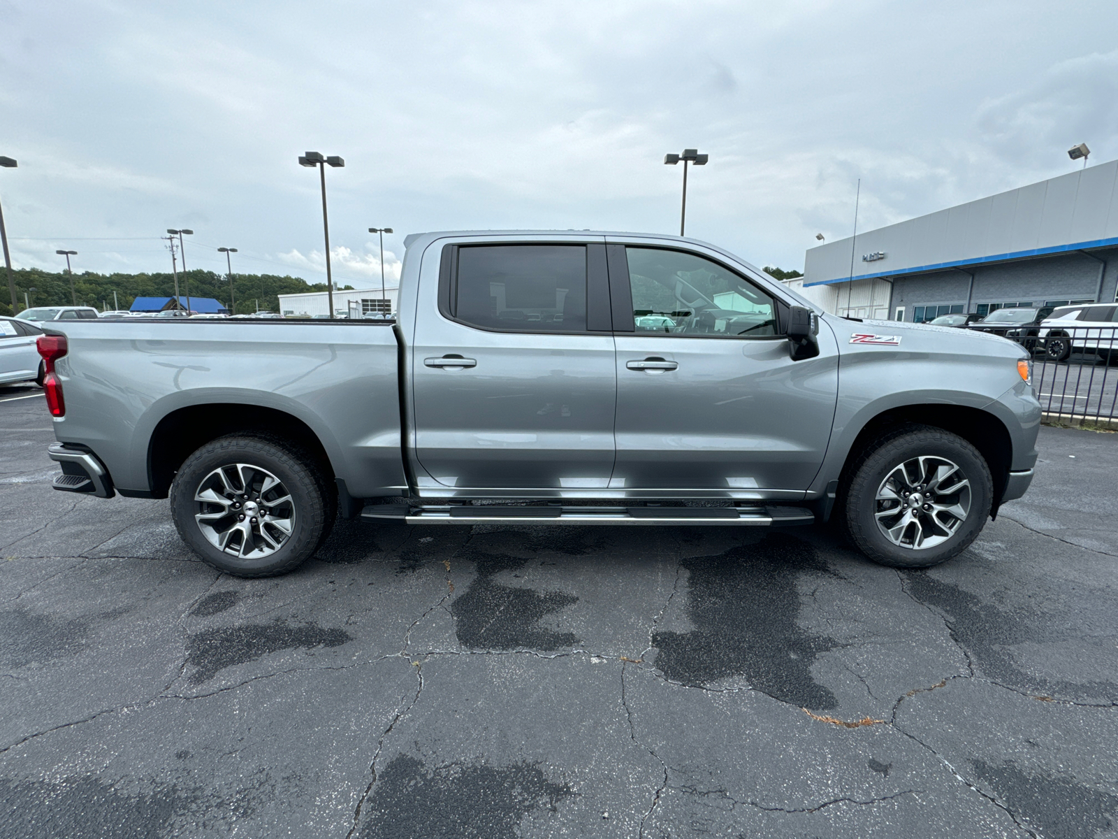 2025 Chevrolet Silverado 1500 RST 5