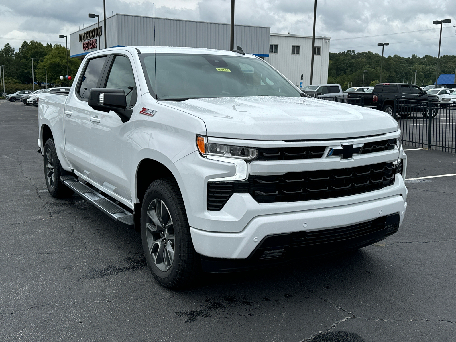 2025 Chevrolet Silverado 1500 RST 4