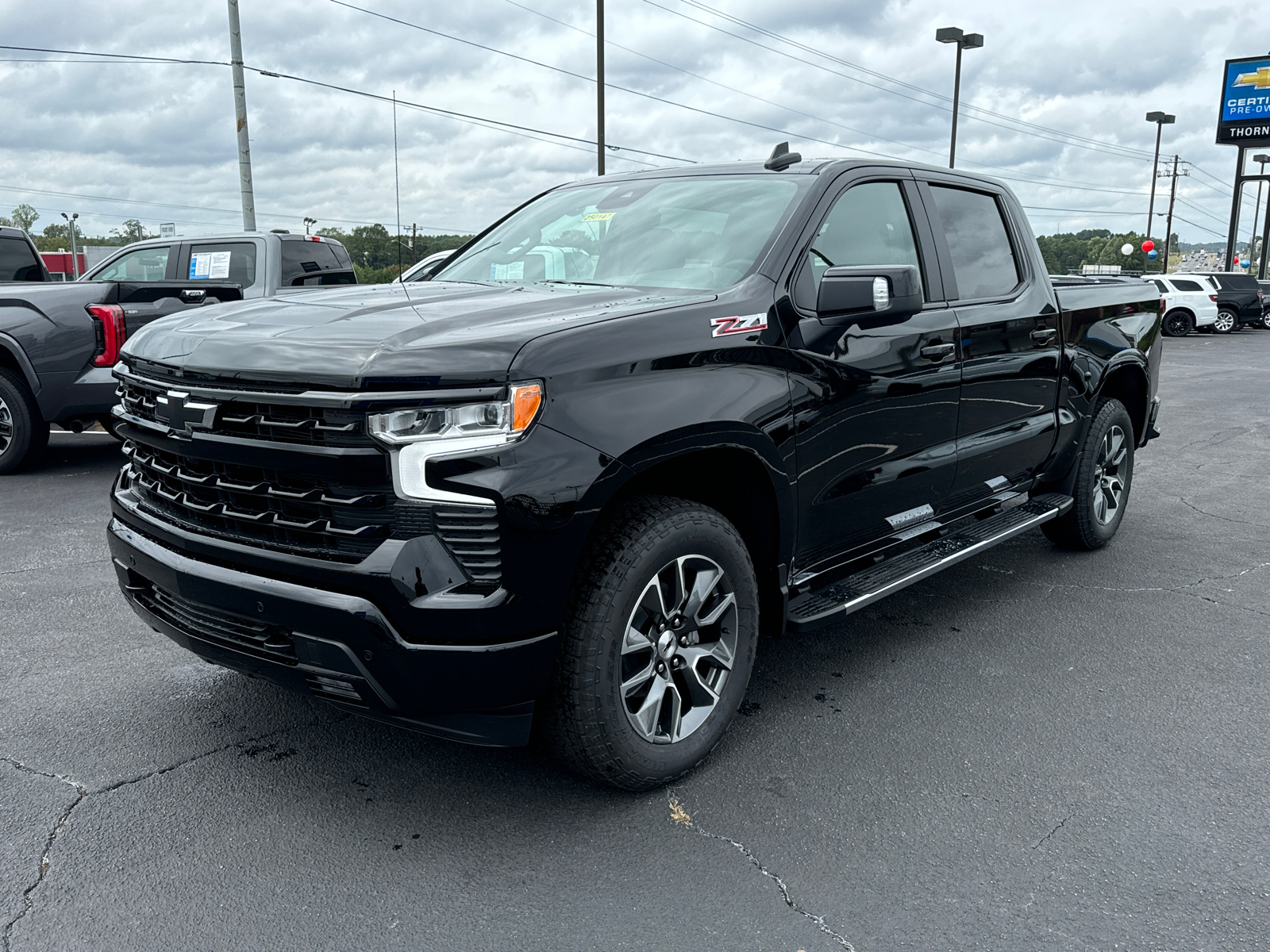 2025 Chevrolet Silverado 1500 RST 2