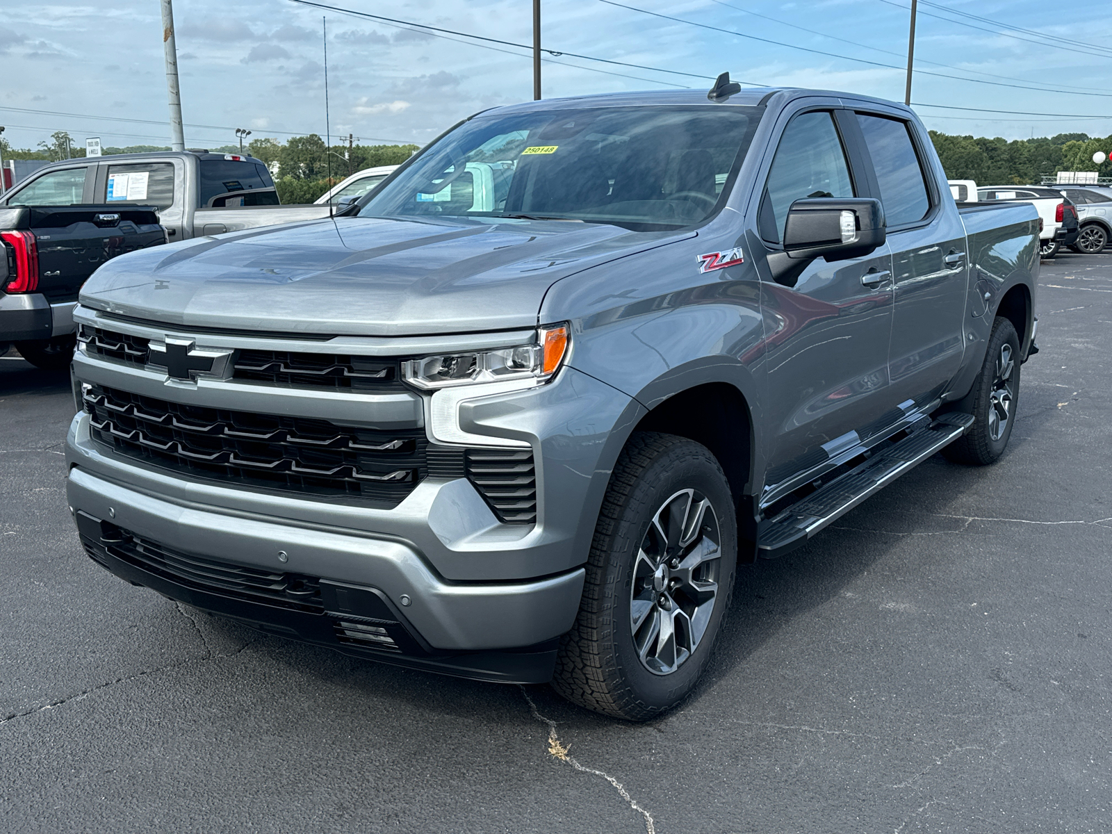 2025 Chevrolet Silverado 1500 RST 2