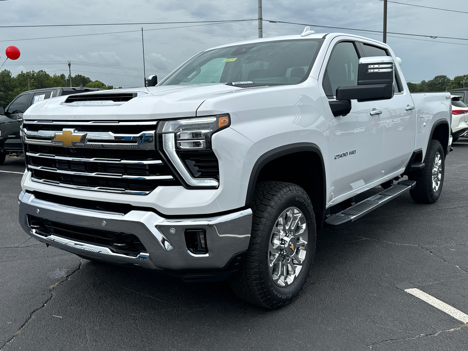 2025 Chevrolet Silverado 2500HD LTZ 2