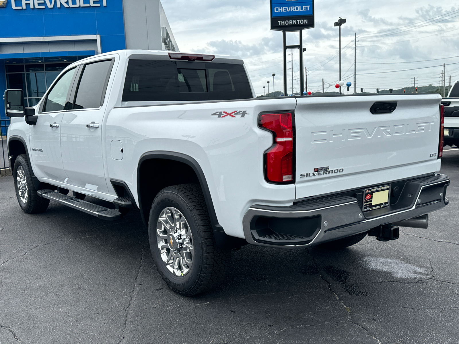 2025 Chevrolet Silverado 2500HD LTZ 8