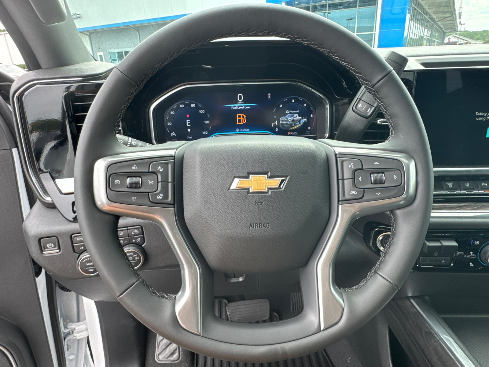 2025 Chevrolet Silverado 2500HD LTZ 26