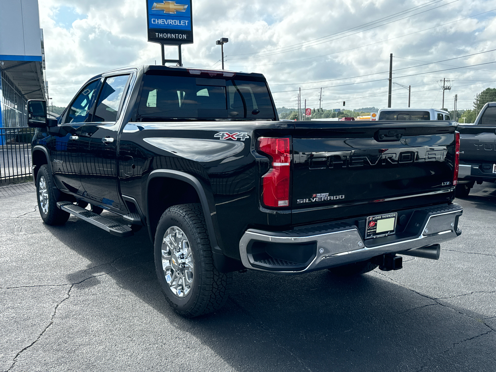 2025 Chevrolet Silverado 2500HD LTZ 8