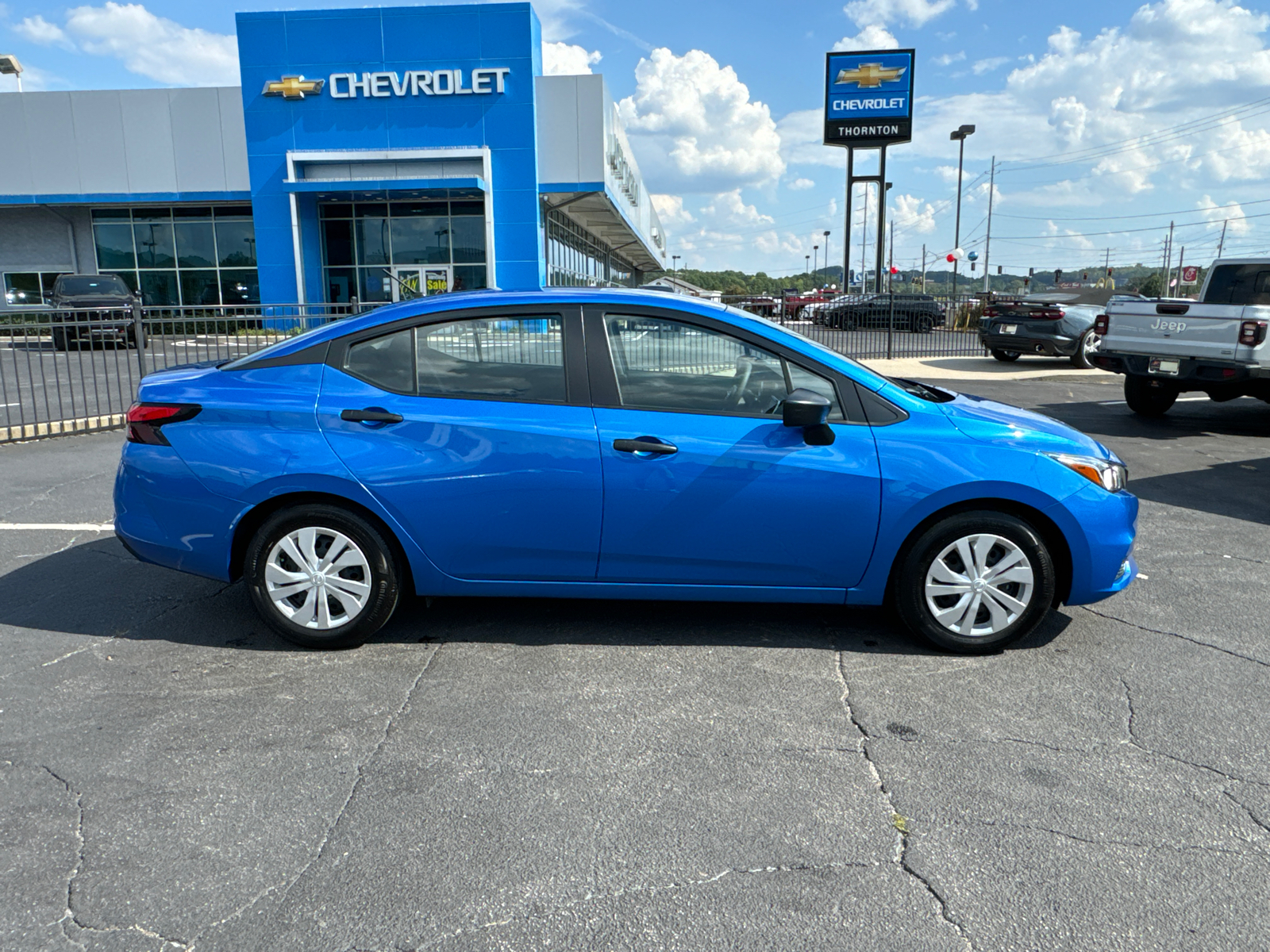 2020 Nissan Versa 1.6 S 6