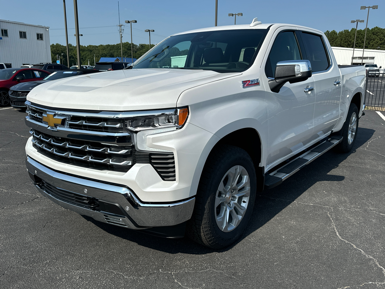 2025 Chevrolet Silverado 1500 LTZ 2