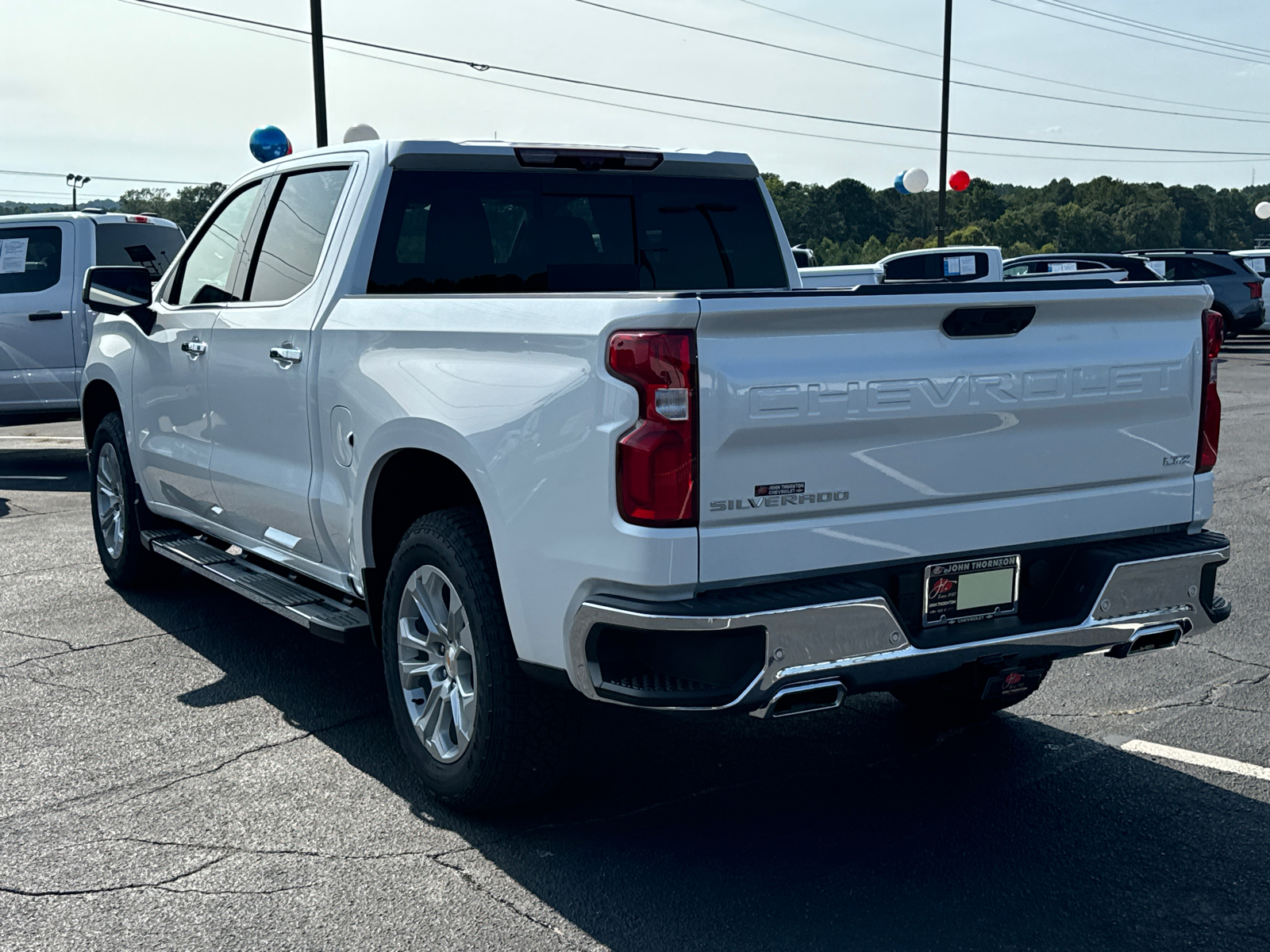 2025 Chevrolet Silverado 1500 LTZ 8