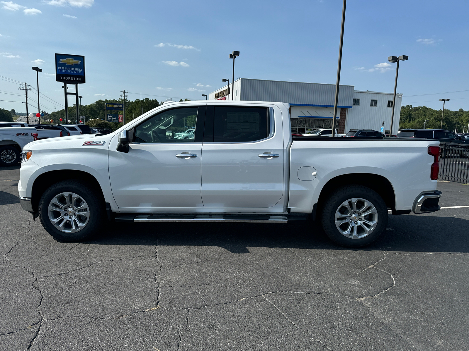 2025 Chevrolet Silverado 1500 LTZ 9