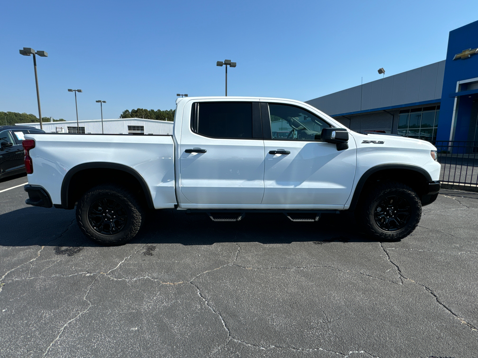 2023 Chevrolet Silverado 1500 ZR2 5