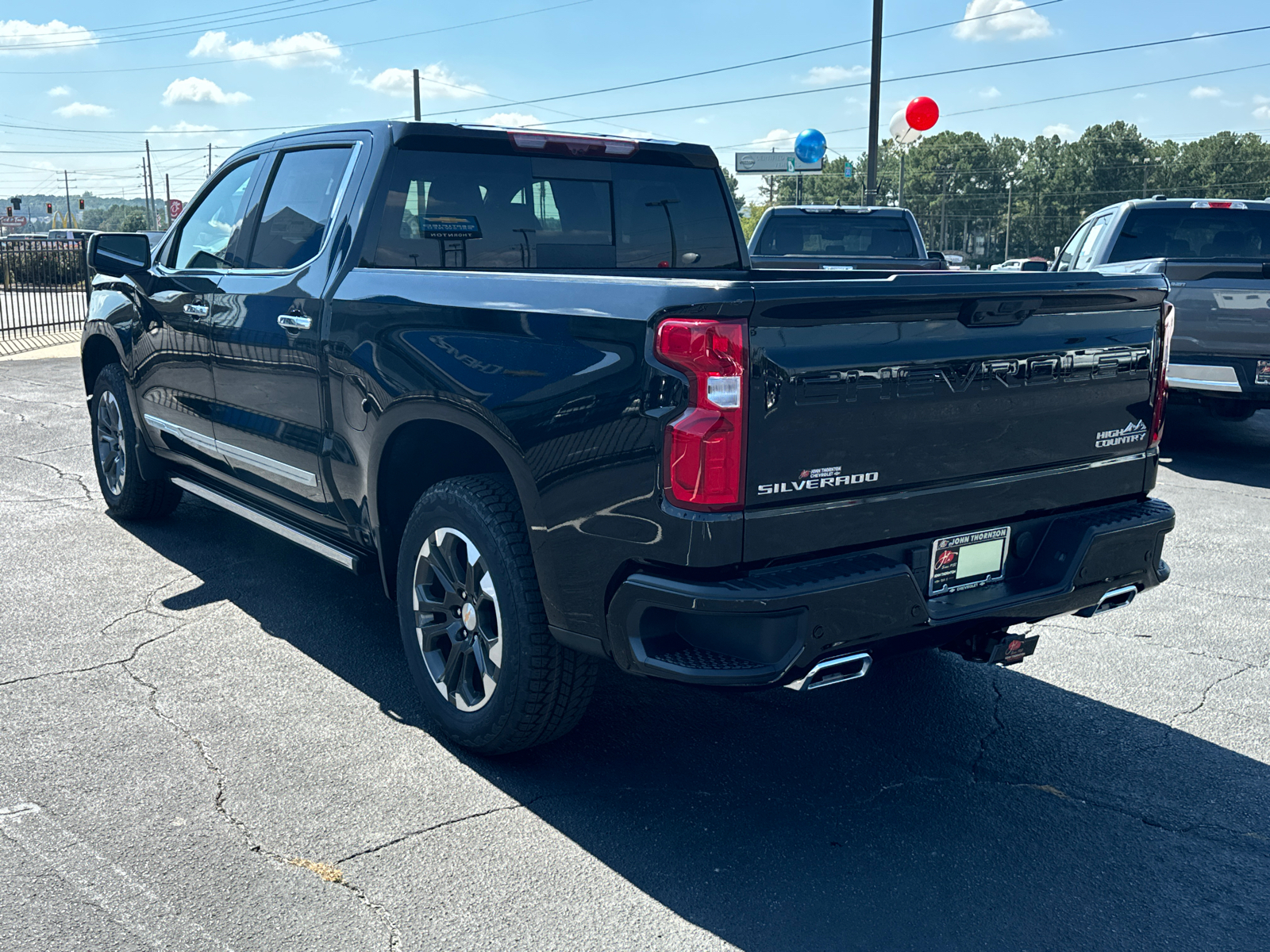 2025 Chevrolet Silverado 1500 High Country 8