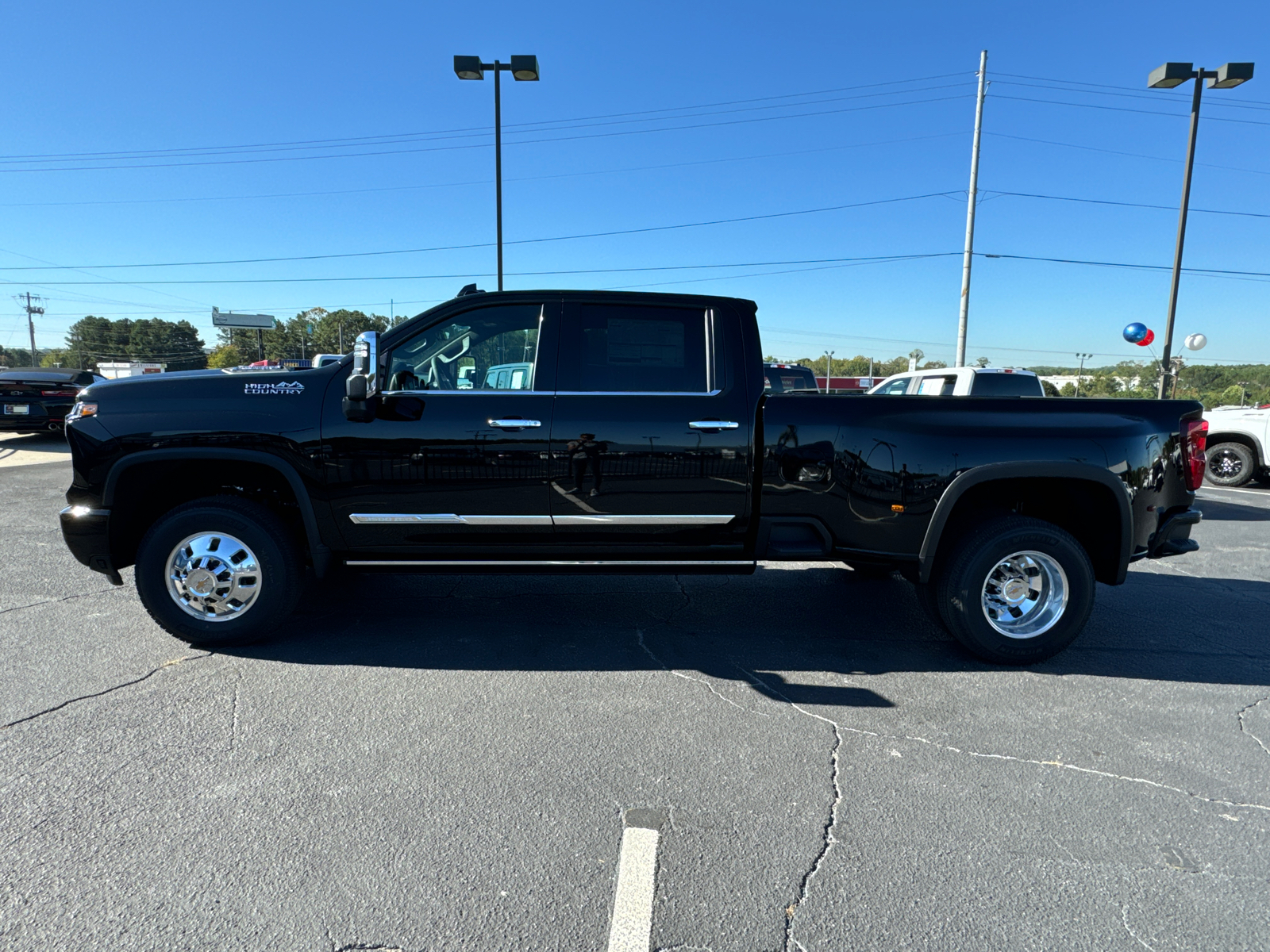 2025 Chevrolet Silverado 3500HD High Country 9