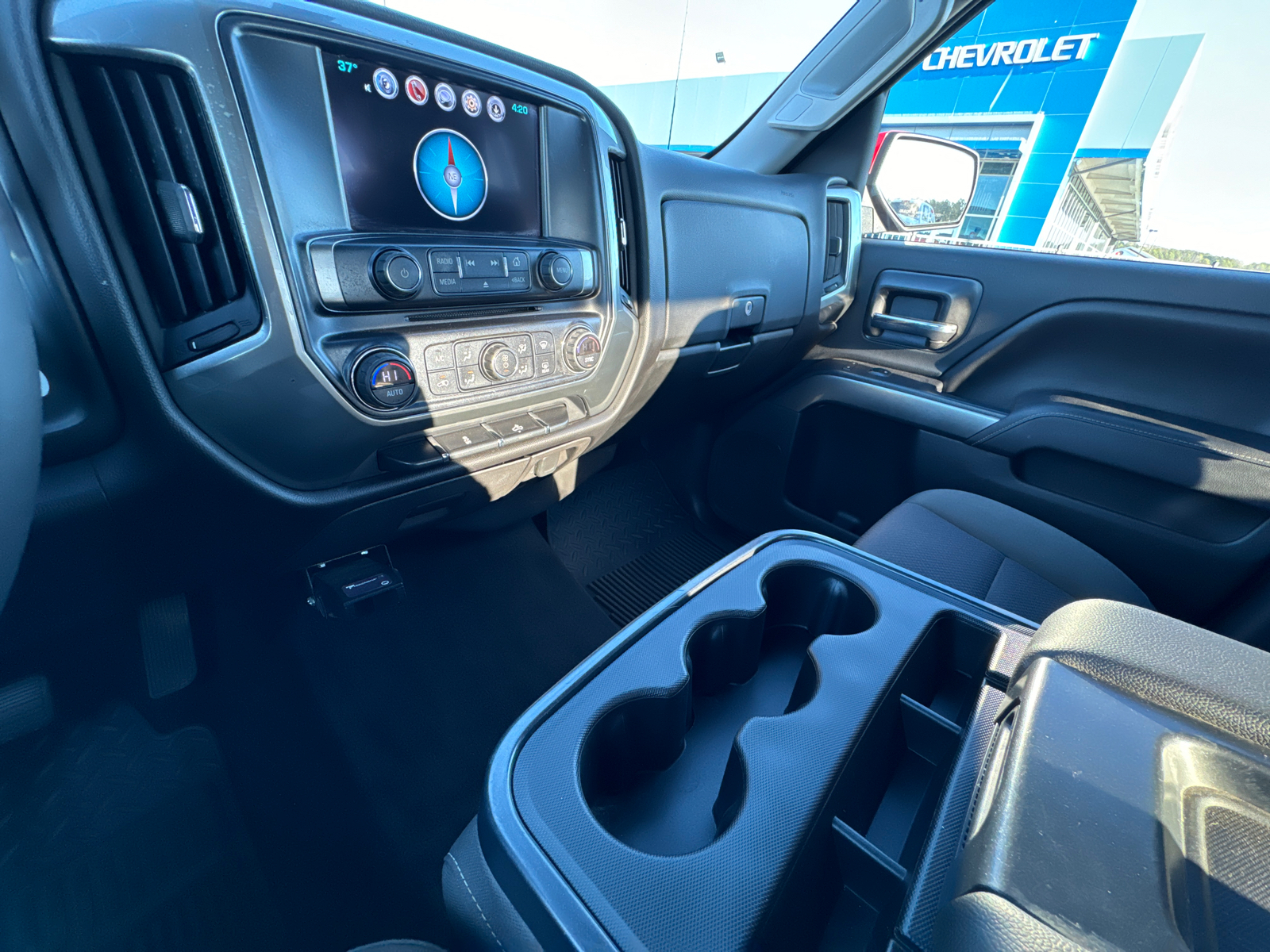 2017 Chevrolet Silverado 1500 LT 34