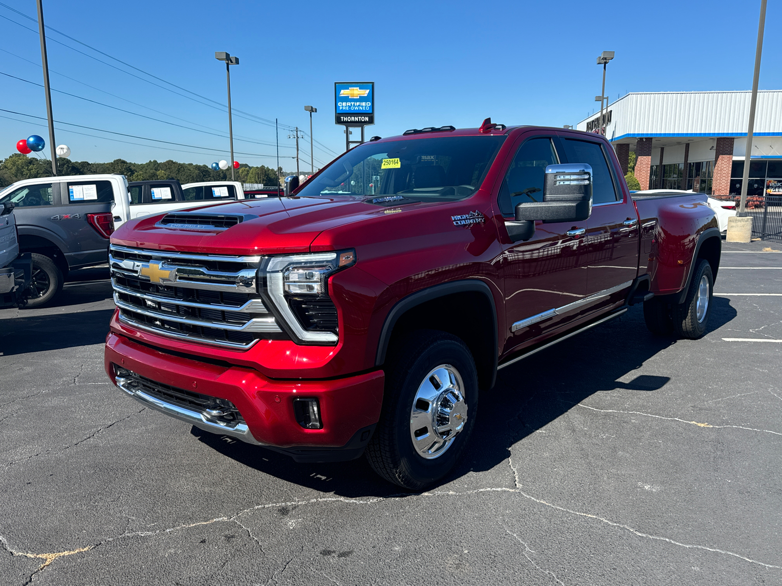 2025 Chevrolet Silverado 3500HD High Country 2