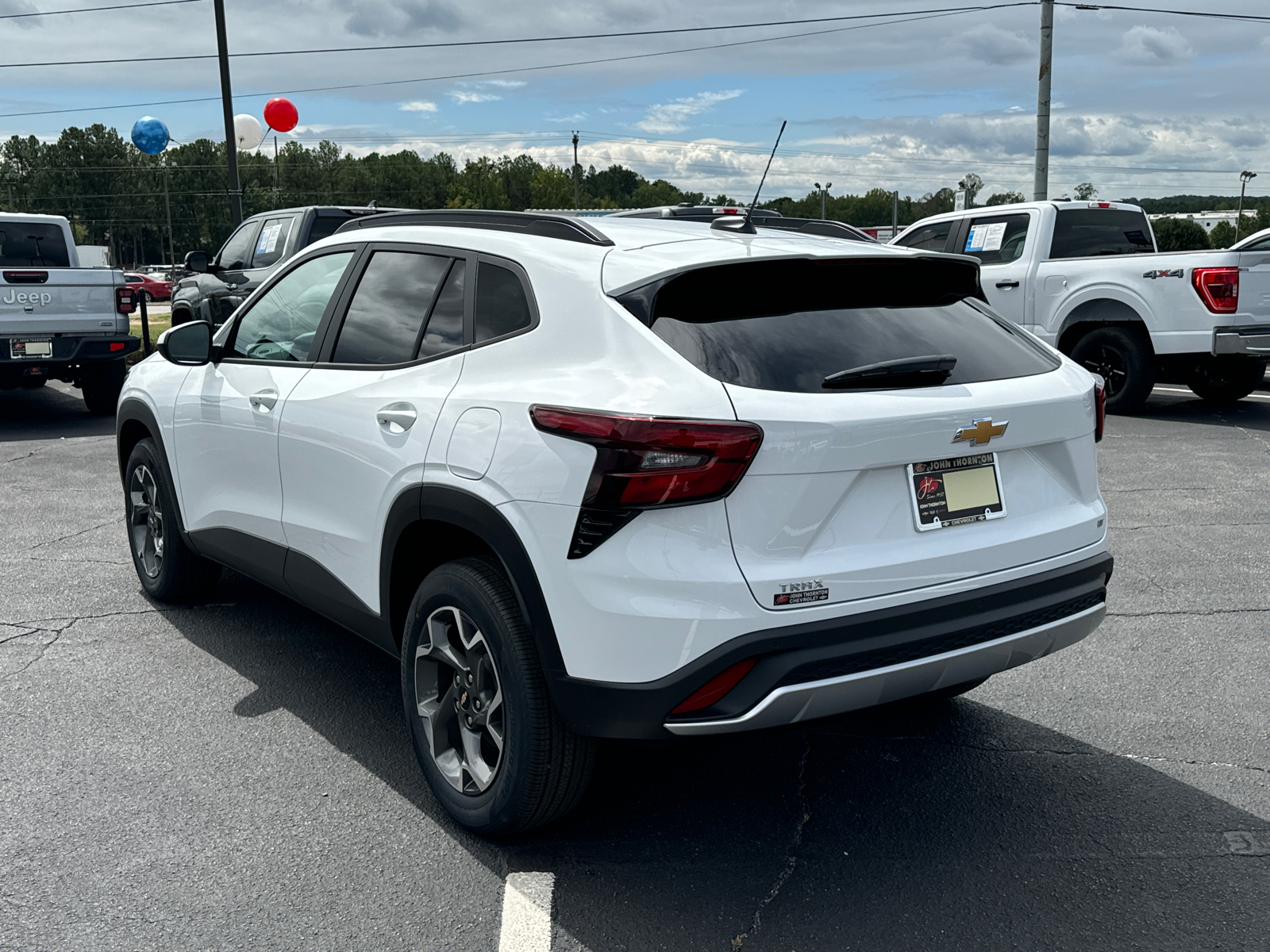 2025 Chevrolet Trax LT 8