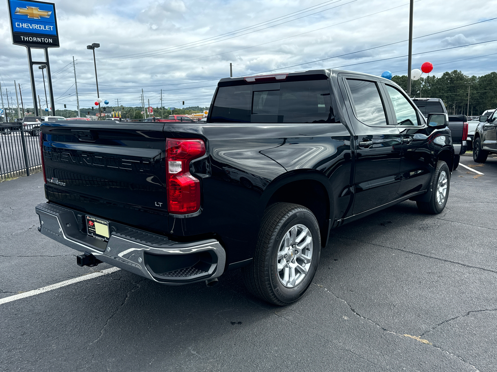 2025 Chevrolet Silverado 1500 LT 6