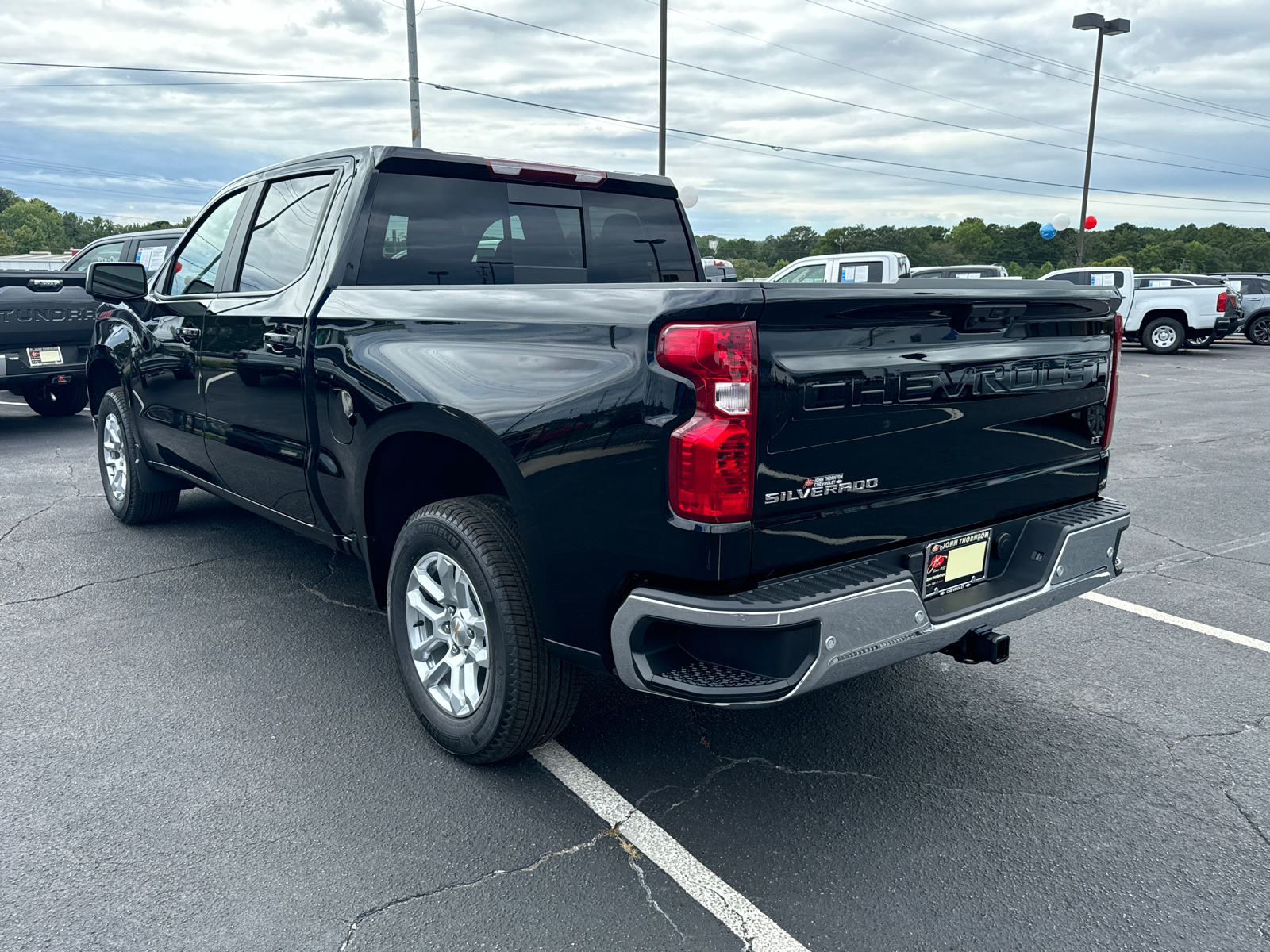 2025 Chevrolet Silverado 1500 LT 8