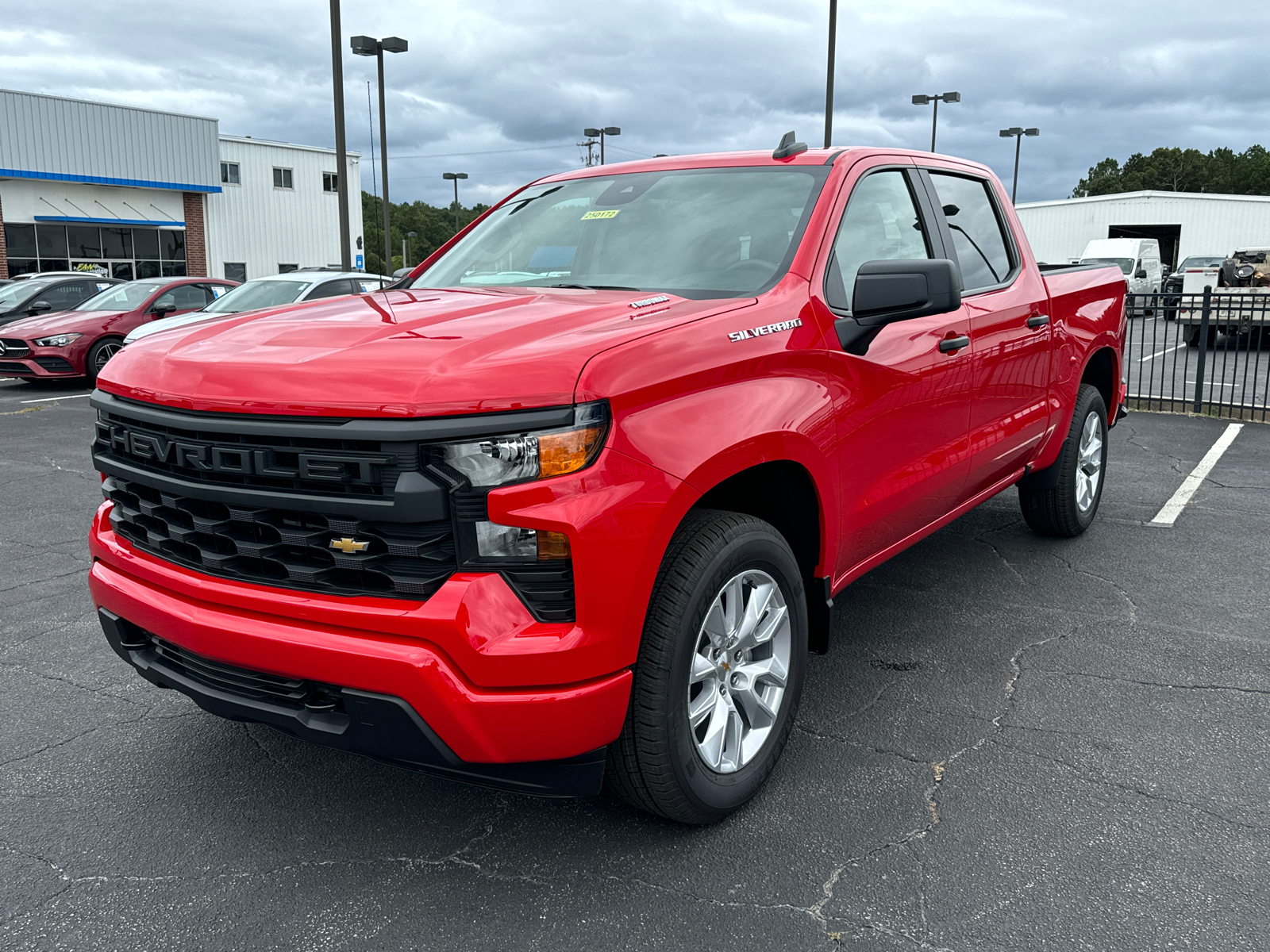 2025 Chevrolet Silverado 1500 Custom 2