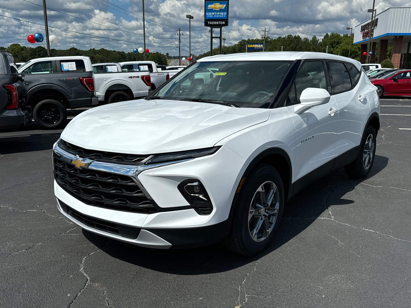 2025 Chevrolet Blazer LT 2