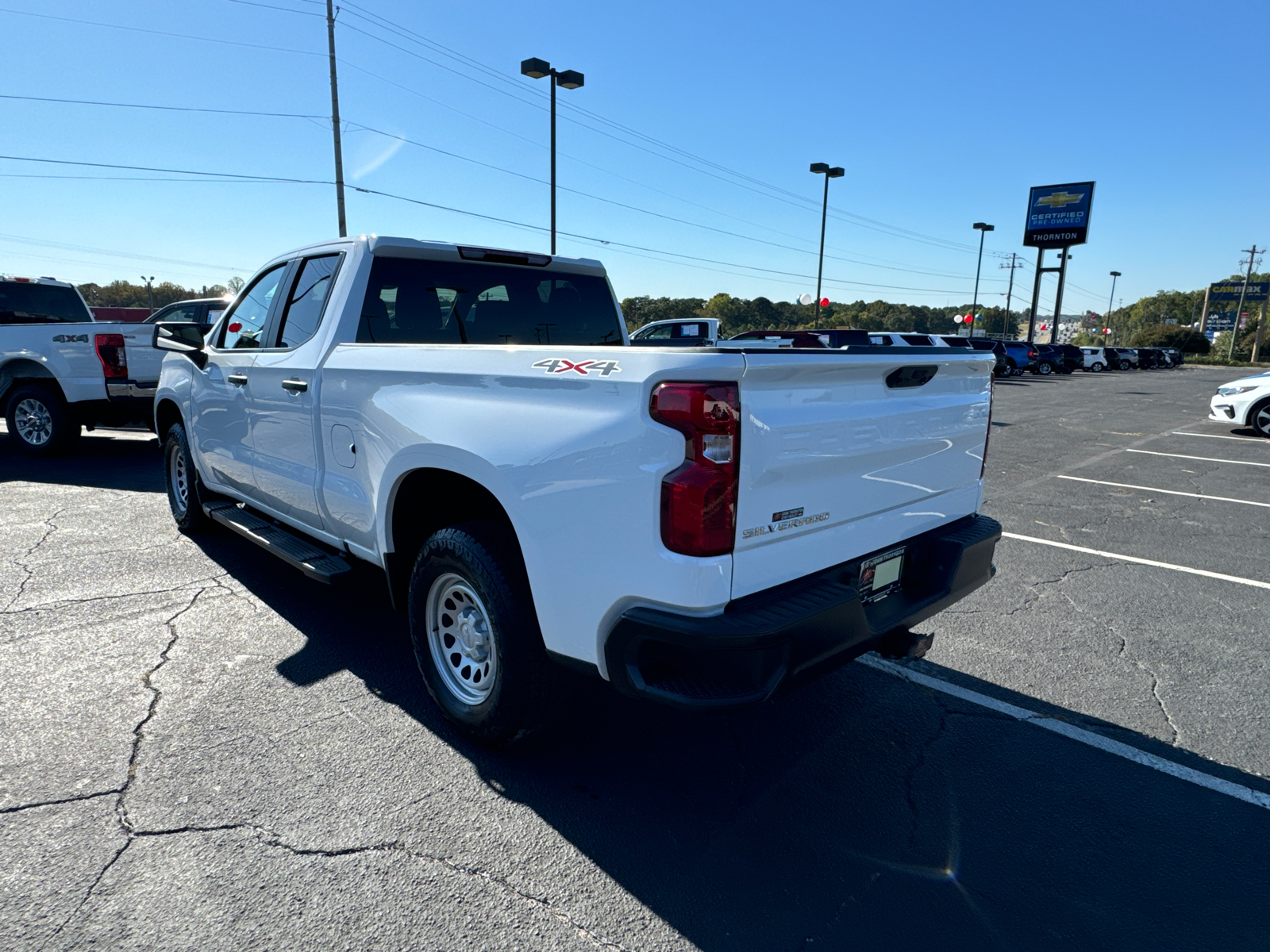 2024 Chevrolet Silverado 1500 WT 8