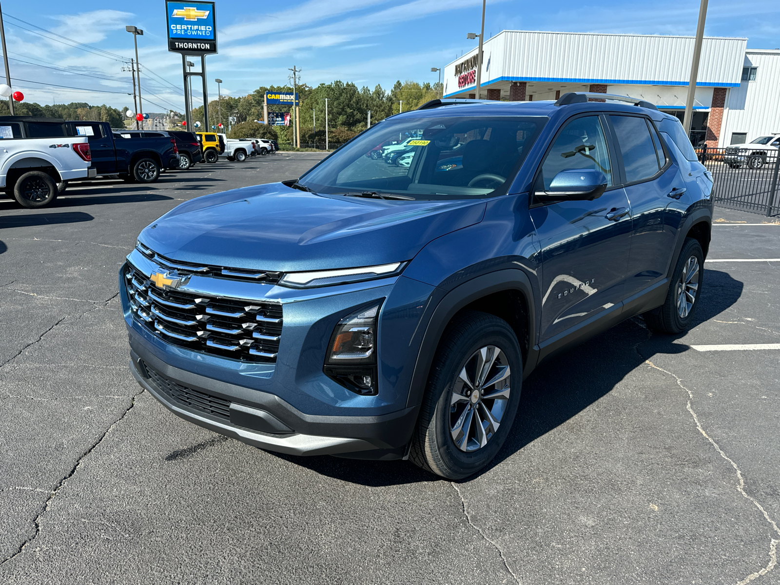 2025 Chevrolet Equinox LT 2