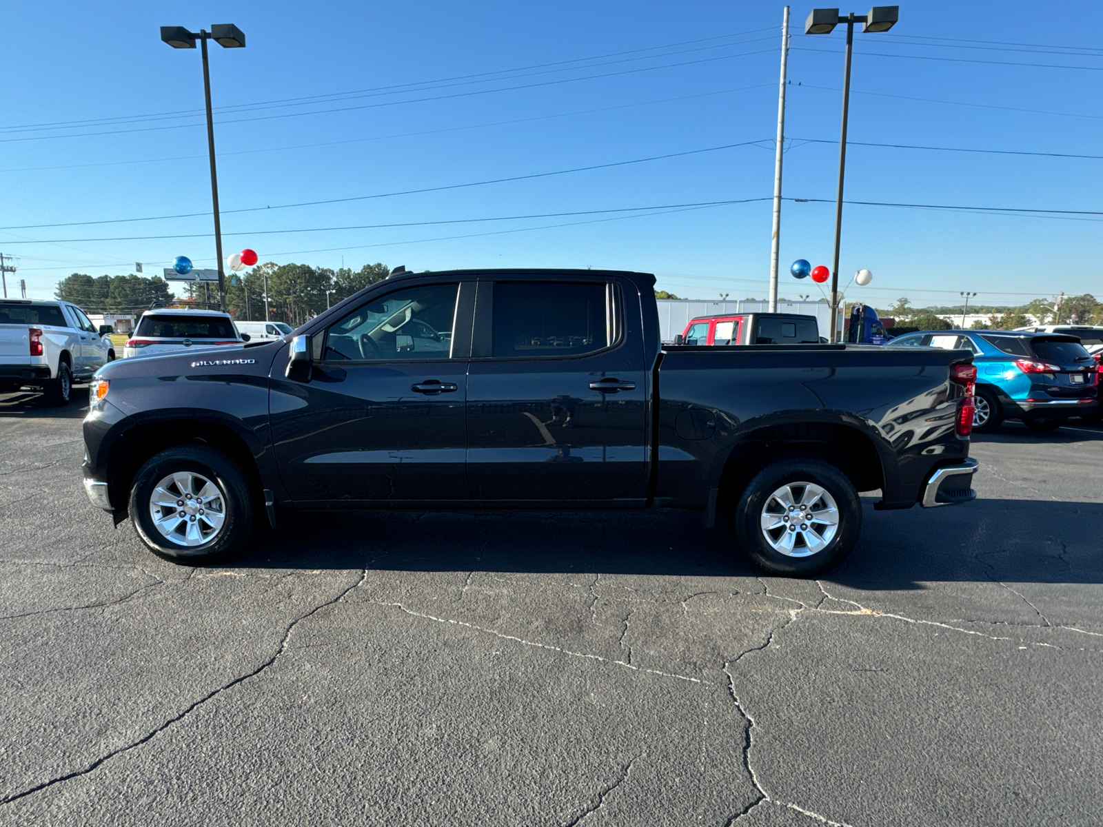 2023 Chevrolet Silverado 1500 LT 9