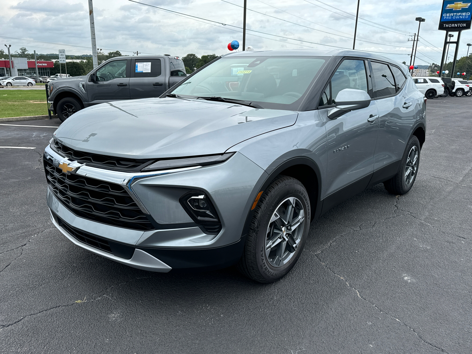 2025 Chevrolet Blazer LT 2