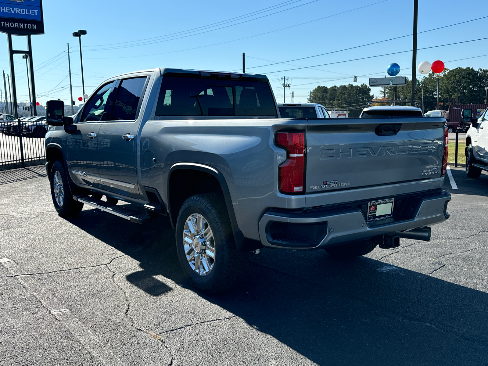 2025 Chevrolet Silverado 2500HD High Country 8