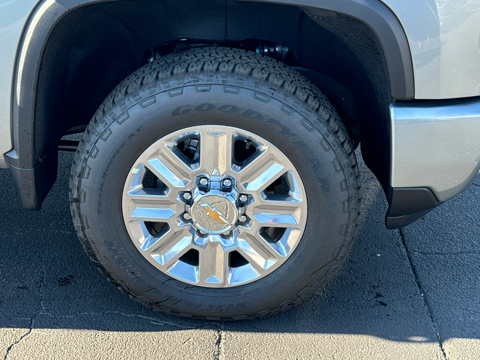 2025 Chevrolet Silverado 2500HD High Country 14