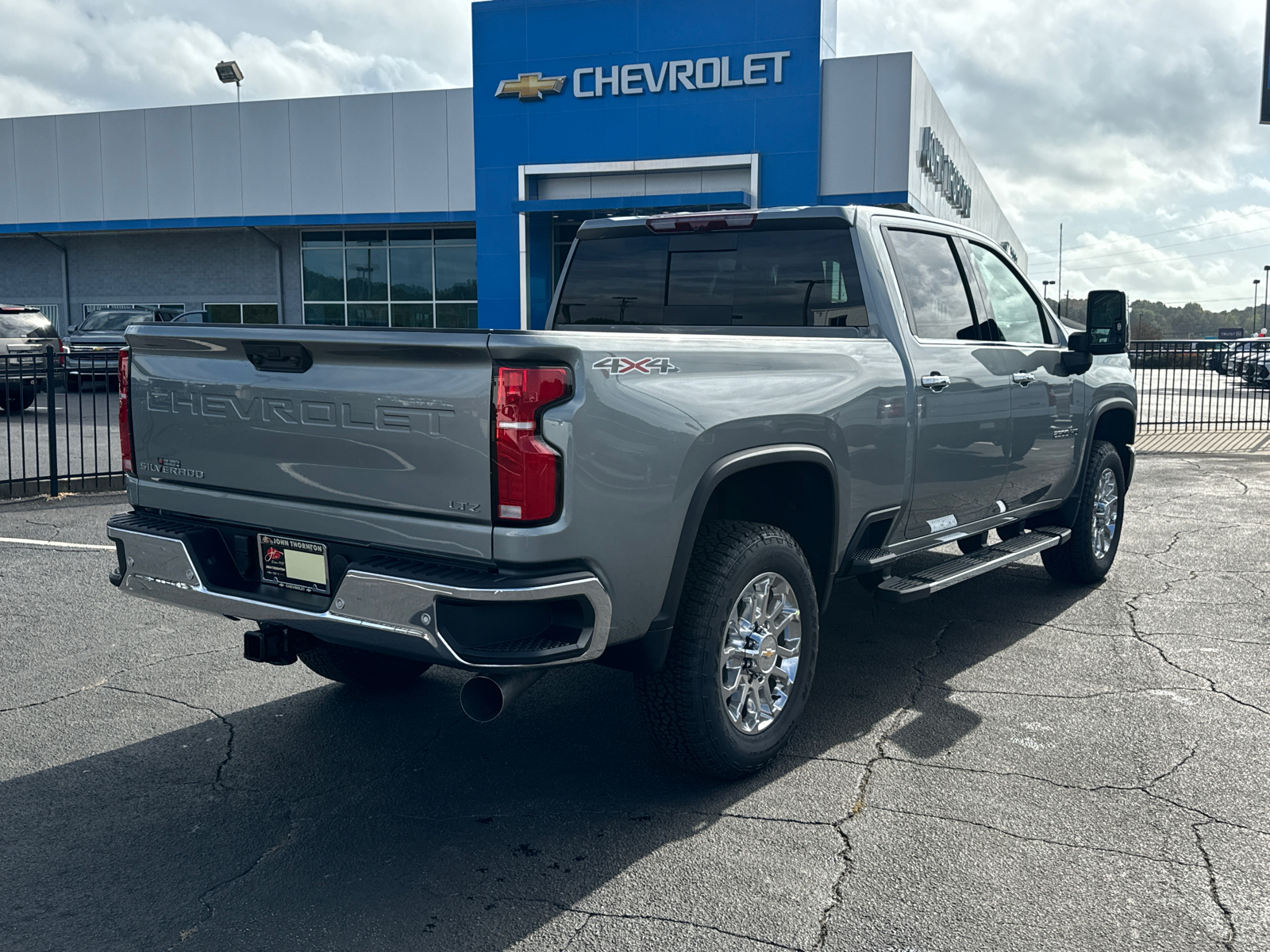 2025 Chevrolet Silverado 2500HD LTZ 6