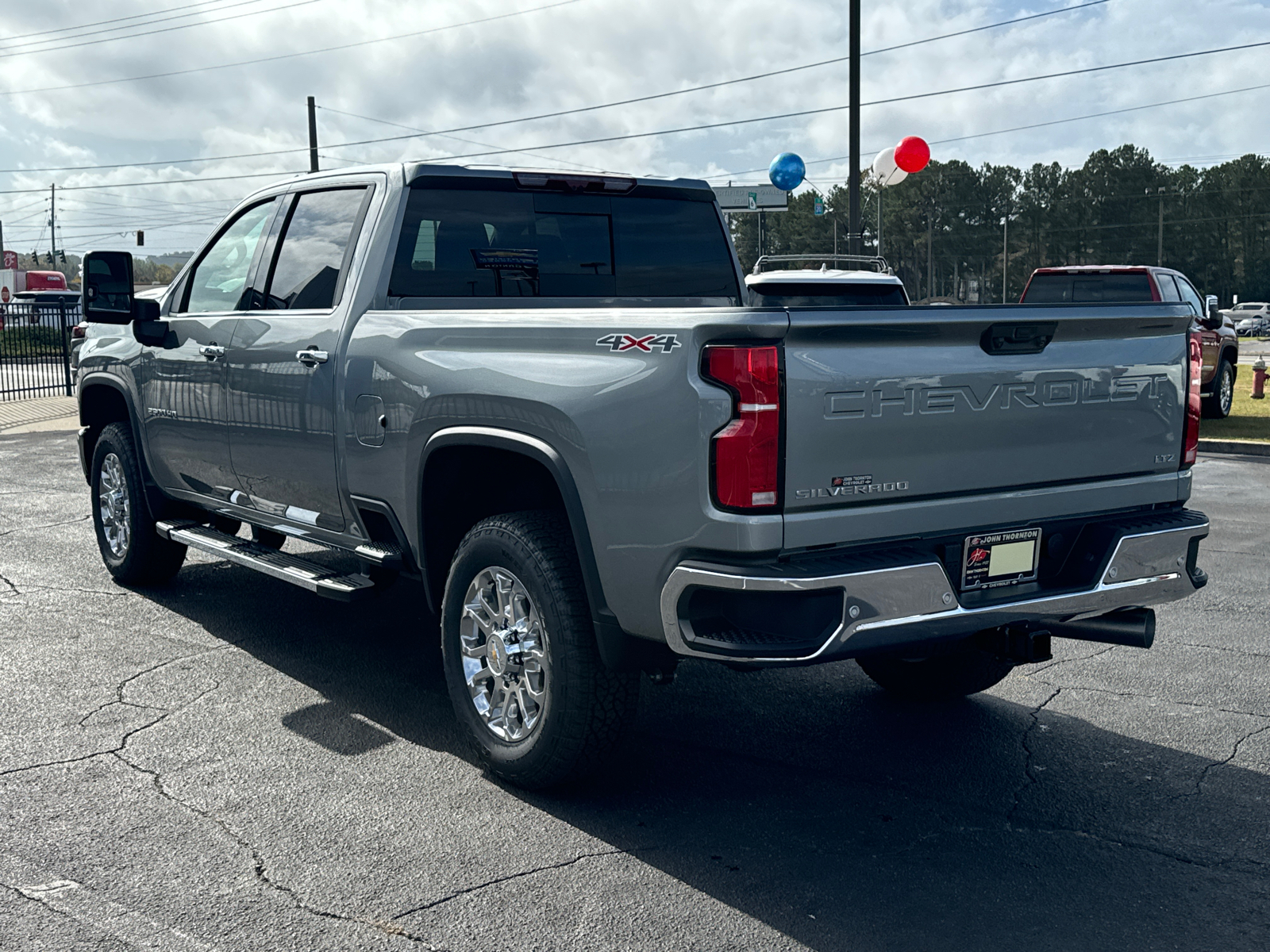 2025 Chevrolet Silverado 2500HD LTZ 8