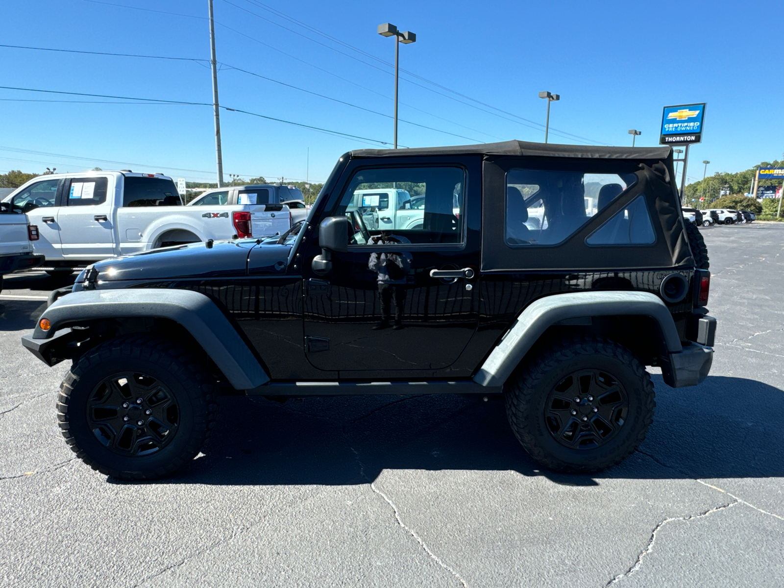 2016 Jeep Wrangler Willys Wheeler 9