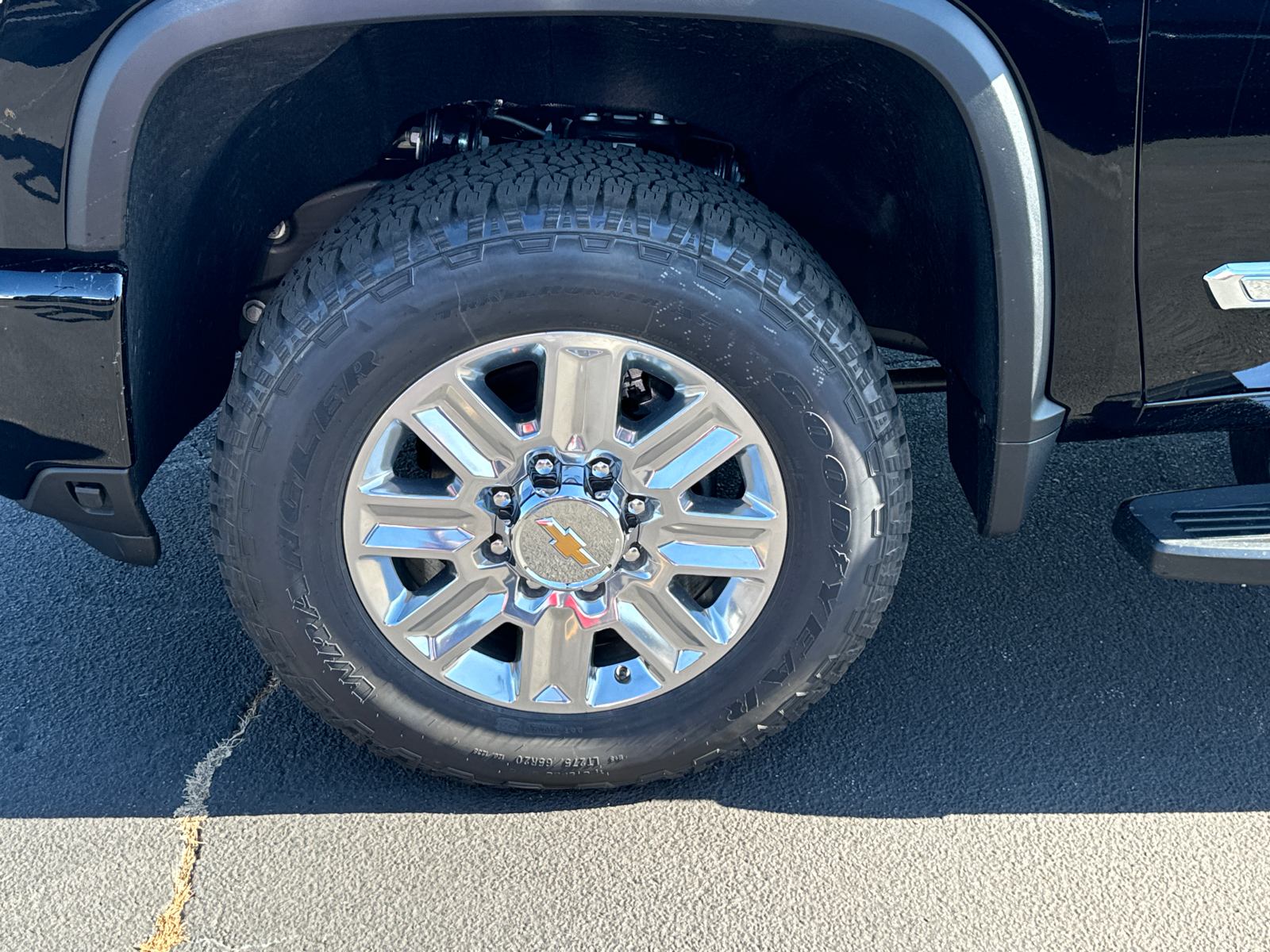 2025 Chevrolet Silverado 2500HD High Country 12