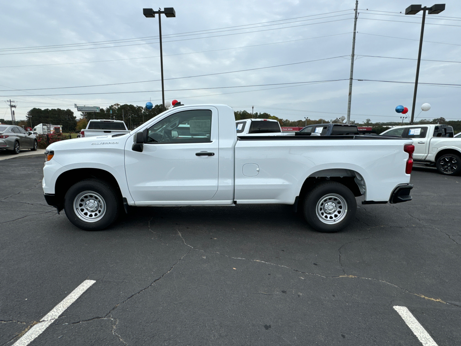 2025 Chevrolet Silverado 1500 WT 9