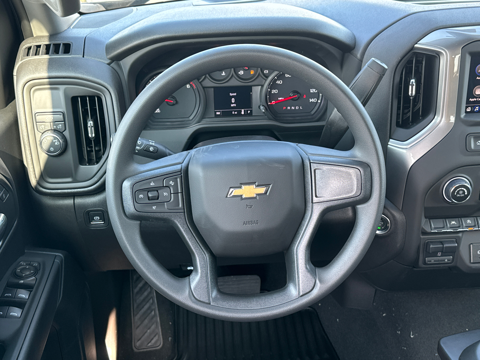 2025 Chevrolet Silverado 1500 Custom 24