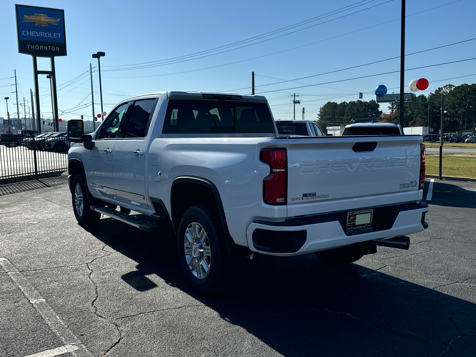 2025 Chevrolet Silverado 2500HD High Country 8