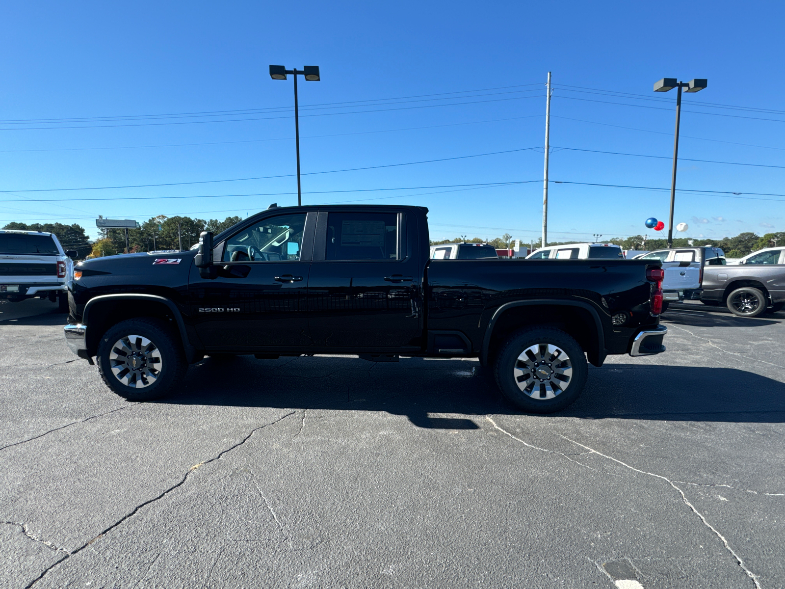 2025 Chevrolet Silverado 2500HD LT 9