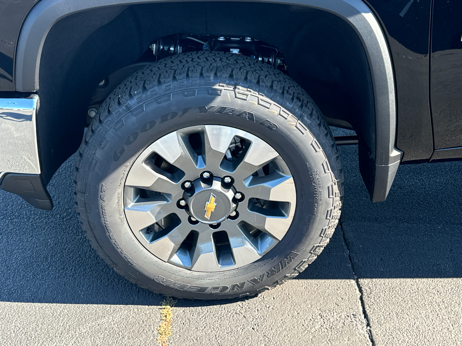 2025 Chevrolet Silverado 2500HD LT 12