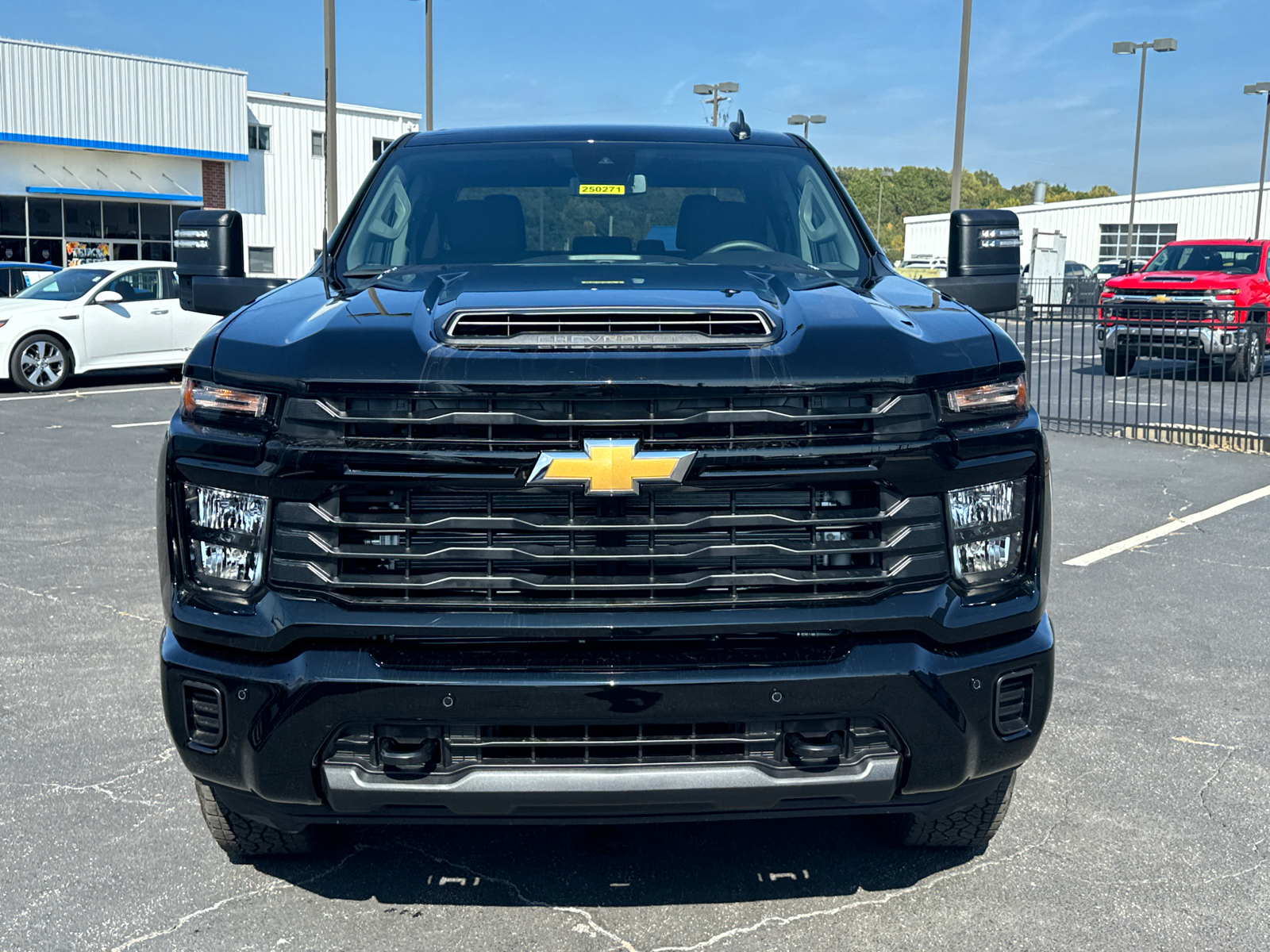 2025 Chevrolet Silverado 2500HD Custom 3