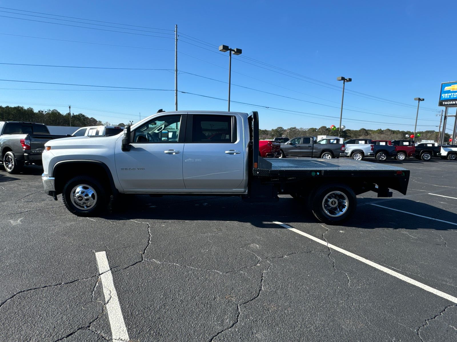 2022 Chevrolet Silverado 3500HD LT 9