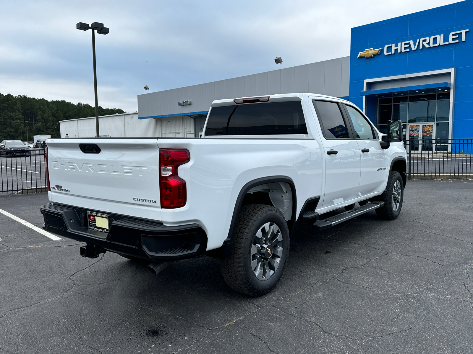 2025 Chevrolet Silverado 2500HD Custom 6