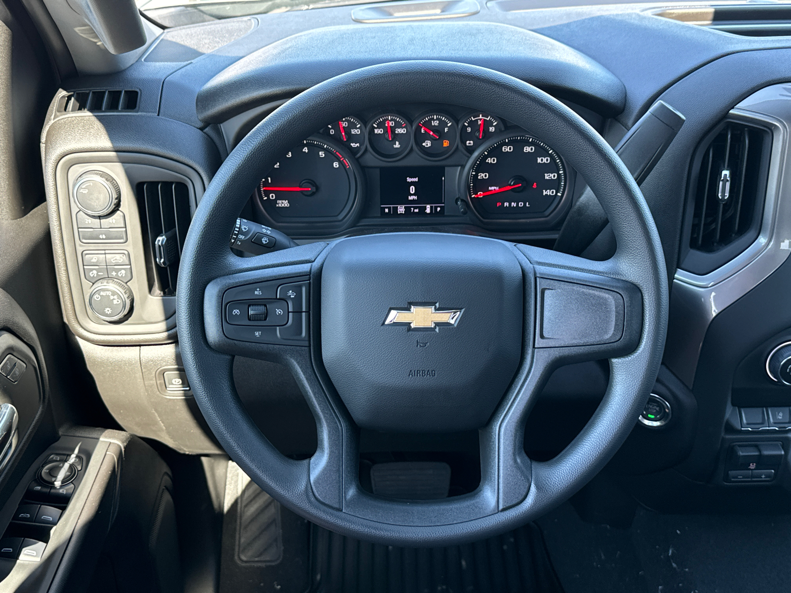 2025 Chevrolet Silverado 2500HD Custom 26