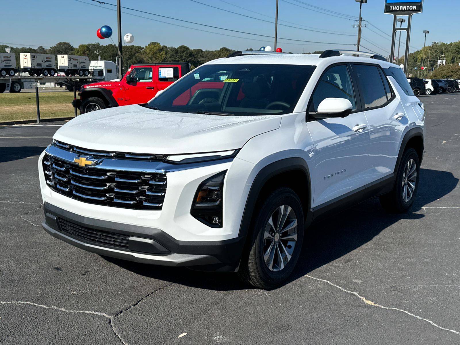 2025 Chevrolet Equinox LT 2