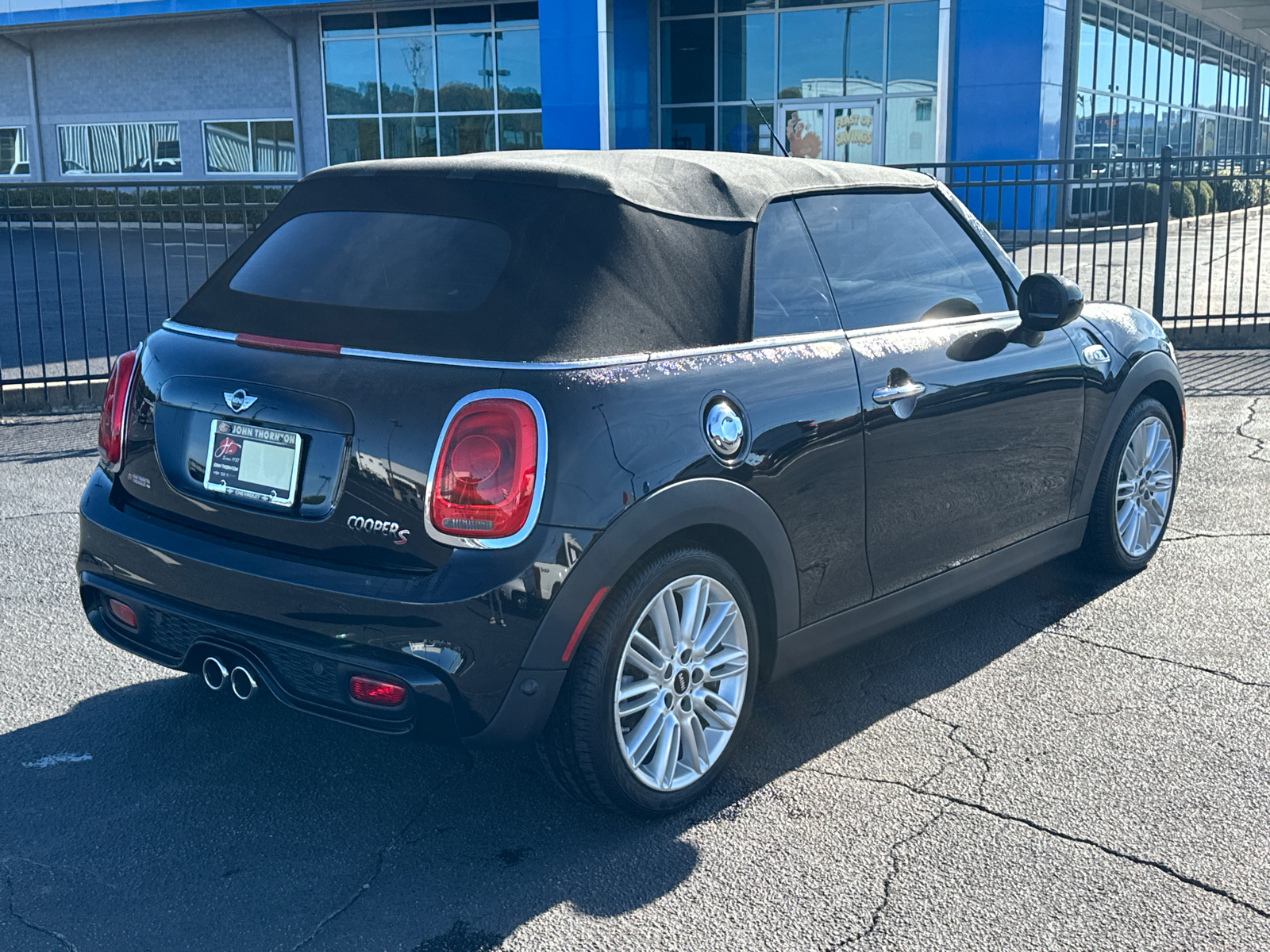 2017 MINI Cooper S Base 6