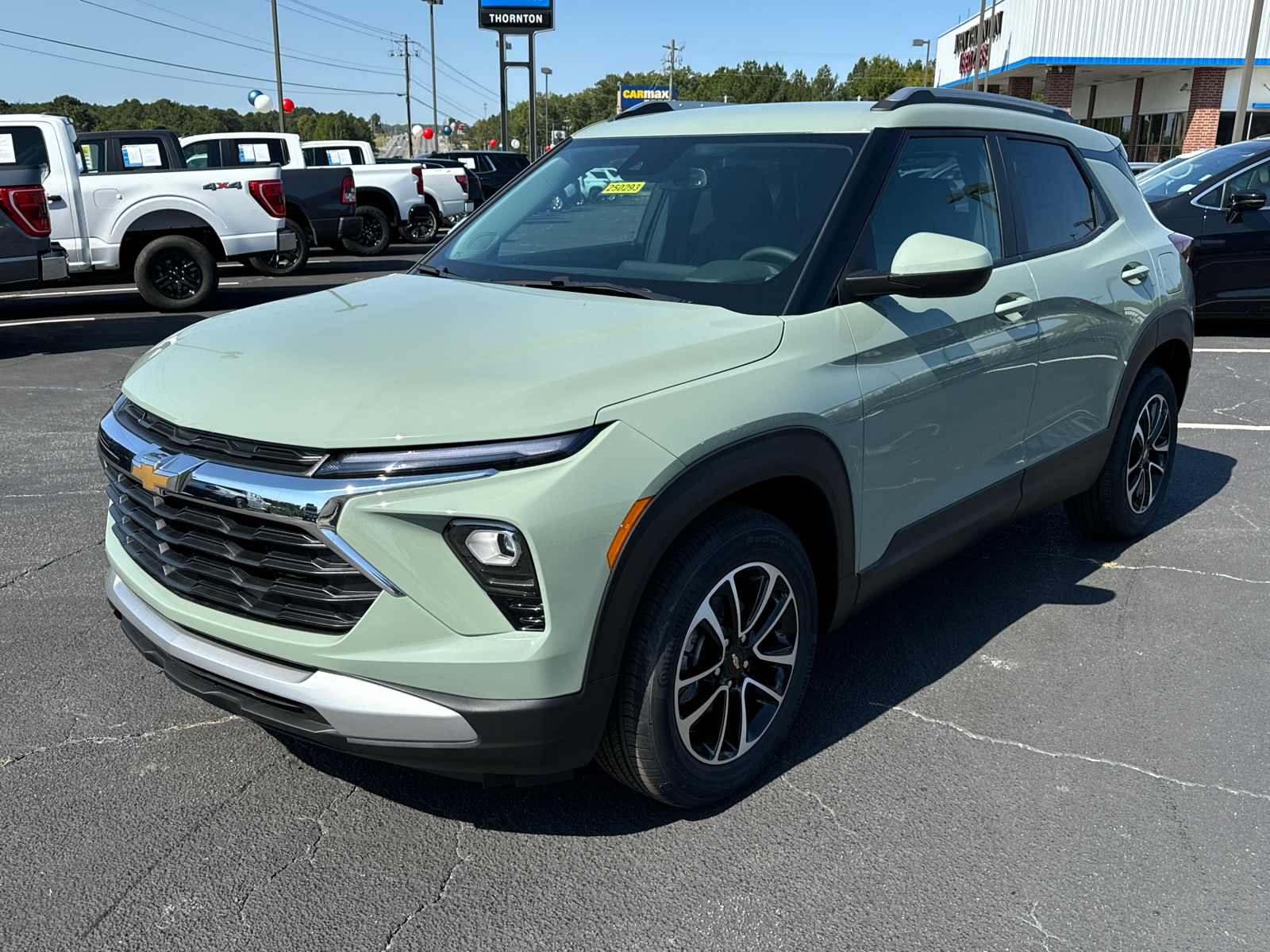 2025 Chevrolet TrailBlazer LT 2