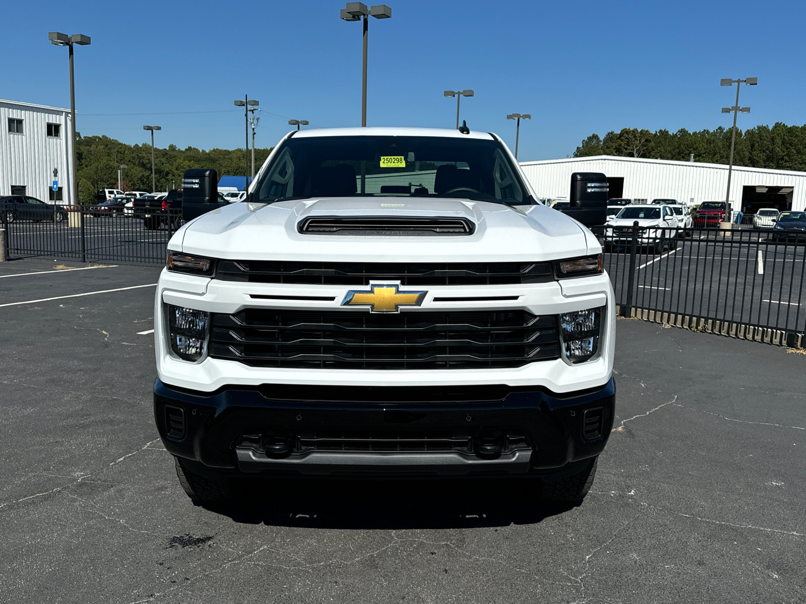 2025 Chevrolet Silverado 2500HD Custom 3